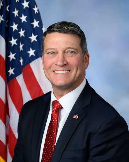 Official congressional portrait of Ronny Jackson (public domain)